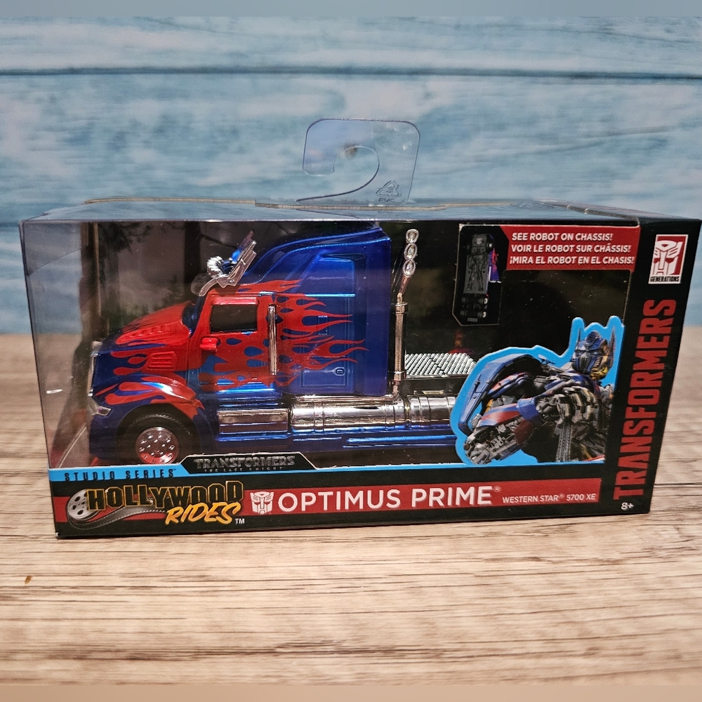 🆕️ Hollywood Rides Studio Series Optimus Prime Die-Cast Vehicle 1:32 Scale